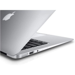 Apple MacBook Air, 33 cm, 1,8 GHz Intel Core i5 Dual-Core-Prozessor, 8 GB RAM, 128 GB SSD, Mac OS, MQD32LL/A (Renewed)